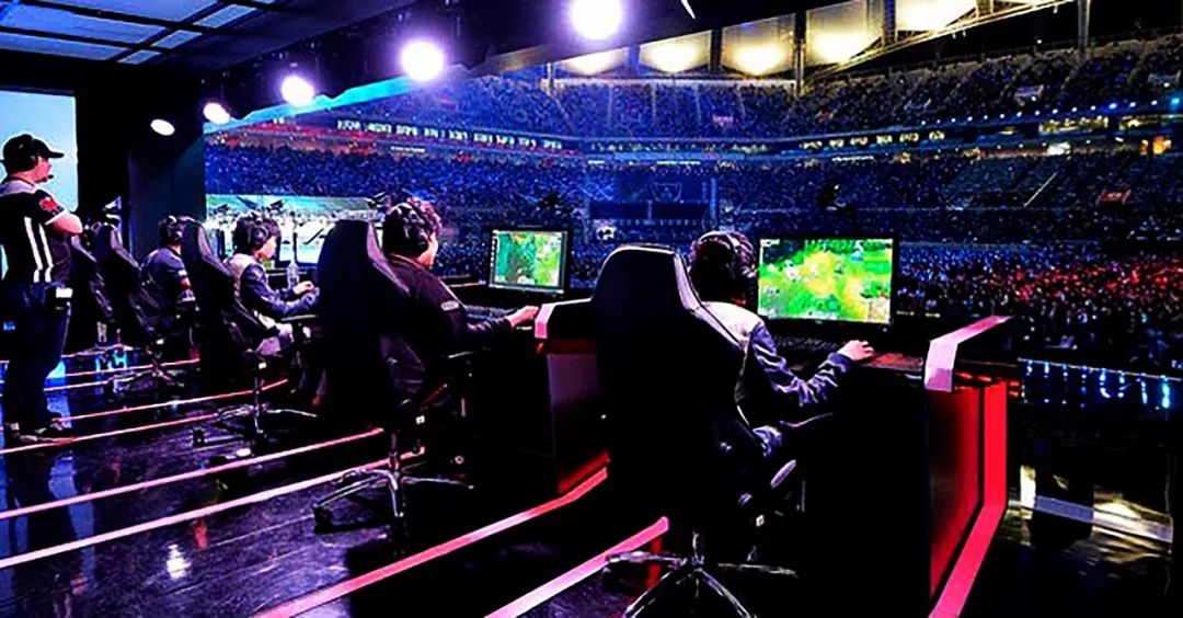 更倾向于1 更倾向于1