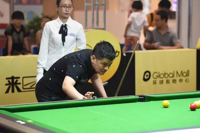 旋转压制时 旋转压制时